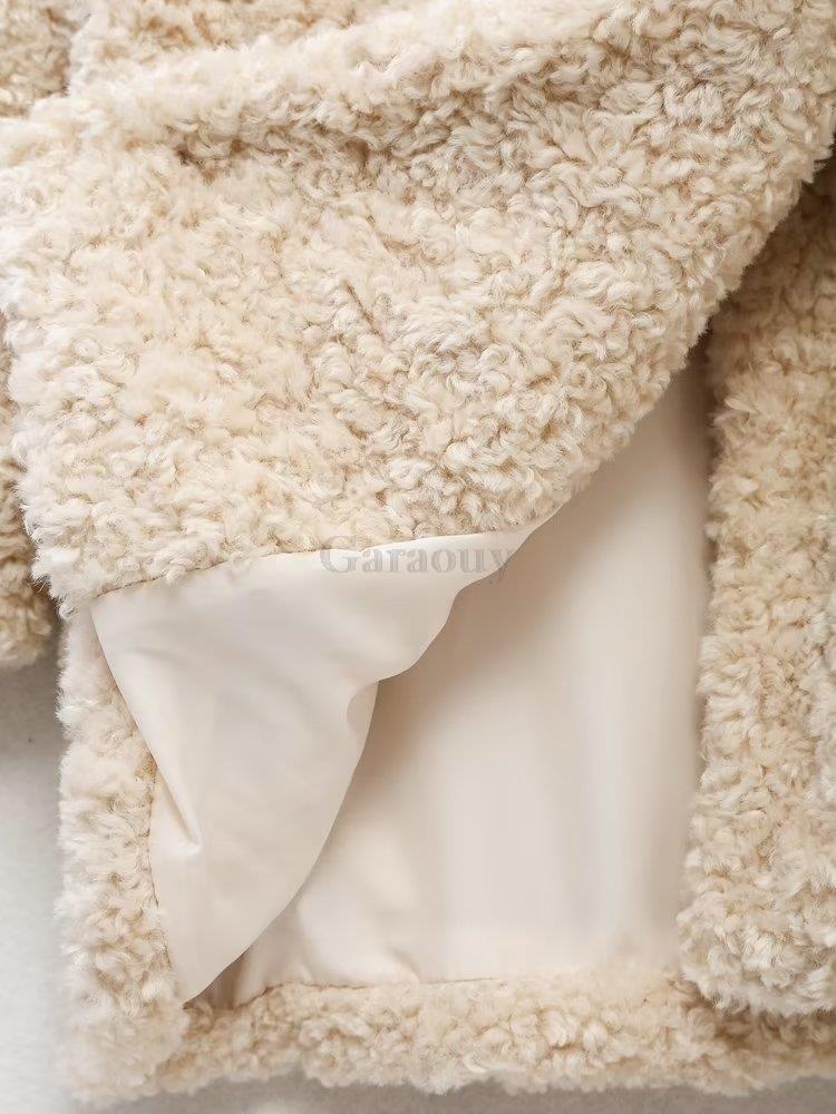 Casaco de Inverno Falsa Pele Chic
