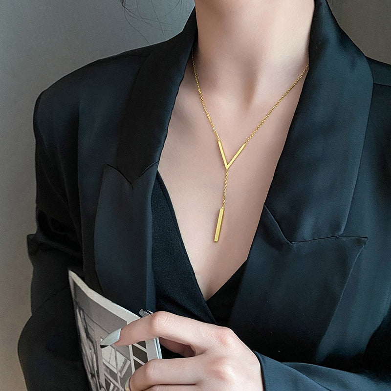 Colar Feminino Steel Clavicle - Luxo Moderno