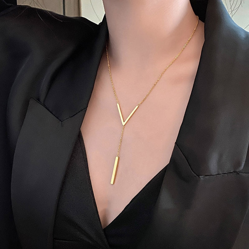 Colar Feminino Steel Clavicle - Luxo Moderno